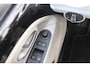 Volkswagen Up! 1.0 TSI 90pk up! Beats | Clima | Stoelverwarming | Cruise Control | Parkeersensoren Achter