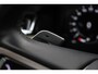 Land Rover Range Rover Velar 2.0 P400e | Elektrische Trekhaak | Keyless Entry | Memory | Camera | Leder | 19 inch