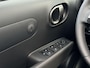 Hyundai Inster Evolve Sky 49 kWh / 370 KM WLTP / Schuif- & Kanteldak / Winter Pack / Warmtepomp / Stoel- & Stuurverwarming / LED Verlichting / 17 Inch / Dynamische Navigatie / Achteruitrijcamera / Parkeersensoren Voor + Achter /