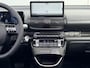 Hyundai Inster Evolve Sky 49 kWh / 370 KM WLTP / Schuif- & Kanteldak / Winter Pack / Warmtepomp / Stoel- & Stuurverwarming / LED Verlichting / 17 Inch / Dynamische Navigatie / Achteruitrijcamera / Parkeersensoren Voor + Achter /
