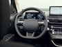 Hyundai Inster Evolve Sky 49 kWh / 370 KM WLTP / Schuif- & Kanteldak / Winter Pack / Warmtepomp / Stoel- & Stuurverwarming / LED Verlichting / 17 Inch / Dynamische Navigatie / Achteruitrijcamera / Parkeersensoren Voor + Achter /