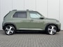 Hyundai Inster Evolve Sky 49 kWh / 370 KM WLTP / Schuif- & Kanteldak / Winter Pack / Warmtepomp / Stoel- & Stuurverwarming / LED Verlichting / 17 Inch / Dynamische Navigatie / Achteruitrijcamera / Parkeersensoren Voor + Achter /