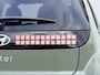 Hyundai Inster Evolve Sky 49 kWh / 370 KM WLTP / Schuif- & Kanteldak / Winter Pack / Warmtepomp / Stoel- & Stuurverwarming / LED Verlichting / 17 Inch / Dynamische Navigatie / Achteruitrijcamera / Parkeersensoren Voor + Achter /