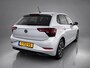 Volkswagen Polo 1.0 TSI Life / Navigatie / App connect / Parkeersensoren V+A / Lichtmetaal 16 inch / **
