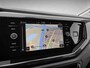 Volkswagen Polo 1.0 TSI Life / Navigatie / App connect / Parkeersensoren V+A / Lichtmetaal 16 inch / **