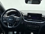 Kia Ceed Sportswagon 1.5 T-GDi GT-PlusLine | Navigatie | JBL | Panorama schuif -kantel dak | Stoel - stuurverwarming | Camera | Elektrische geheugen bestuurdersstoel |