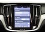 Volvo V60 2.0 B4 Core Climate Pack, ACC, Camera, Apple Carplay, Keyless, Trekhaak