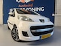 Peugeot 107 1.0-12V Millesim 200 / bj.2010 / kleur: wit / 5 deurs / airco / NAP met 153436 km.en APK tot 07/2027 / Sportvelgen/etc