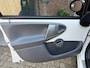 Peugeot 107 1.0-12V Millesim 200 / bj.2010 / kleur: wit / 5 deurs / airco / NAP met 153436 km.en APK tot 07/2027 / Sportvelgen/etc