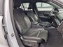 Volvo XC40 T3 R-Design elektrisch verstelb. stoel | Intelli safe | elektr. haak | camera | adaptive + pilot etc!