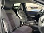 Renault Captur 145PK E-Tech Hybrid Intens Automaat | 9,3" Navi | Camera | Parkeersensoren | Apple CarPlay/Android Auto | 18" Lichtmetalen Velgen | Climate Control | Licht & Regen Sensor | Cruise Control | Full LED |