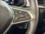 Renault Captur 145PK E-Tech Hybrid Intens Automaat | 9,3" Navi | Camera | Parkeersensoren | Apple CarPlay/Android Auto | 18" Lichtmetalen Velgen | Climate Control | Licht & Regen Sensor | Cruise Control | Full LED |