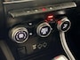 Renault Captur 145PK E-Tech Hybrid Intens Automaat | 9,3" Navi | Camera | Parkeersensoren | Apple CarPlay/Android Auto | 18" Lichtmetalen Velgen | Climate Control | Licht & Regen Sensor | Cruise Control | Full LED |