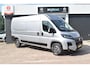 Peugeot e-Boxer 3.5t L3H2 Zwaar 110 kWh Navigatie | Laadvloer pakket | Camera achter | LM Velgen |