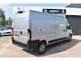 Peugeot e-Boxer 3.5t L3H2 Zwaar 110 kWh Navigatie | Laadvloer pakket | Camera achter | LM Velgen |