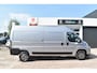 Peugeot e-Boxer 3.5t L3H2 Zwaar 110 kWh Navigatie | Laadvloer pakket | Camera achter | LM Velgen |