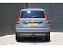 Dacia Jogger TCe 110 Extreme | 7 PERSOONS | TREKHAAK | CAMERA | APPLECARPLAY/ANDROIDAUTO | CRUISE CONTROL | CLIMATE CONTROL | ALL-SEASONBANDEN | PDC | LMV