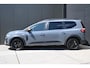 Dacia Jogger TCe 110 Extreme | 7 PERSOONS | TREKHAAK | CAMERA | APPLECARPLAY/ANDROIDAUTO | CRUISE CONTROL | CLIMATE CONTROL | ALL-SEASONBANDEN | PDC | LMV