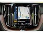 Volvo XC60 2.0 T5 Inscription | Luchtvering | Trekhaak, inklapbaar | Stoelverwarming | Adaptieve cruise control | BLIS | Elektrisch verstelbare voorstoelen met geheugenfunctie | 19 inch. lichtmetalen velgen | Keyless entry