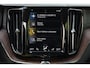 Volvo XC60 2.0 T5 Inscription | Luchtvering | Trekhaak, inklapbaar | Stoelverwarming | Adaptieve cruise control | BLIS | Elektrisch verstelbare voorstoelen met geheugenfunctie | 19 inch. lichtmetalen velgen | Keyless entry
