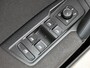 Volkswagen Tiguan 1.5 TSI Life Business | Automaat | Adaptive cruise | Stoelverwarming | CarPlay | Trekhaak