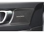 Volvo EX40 252PK Single Motor Extended Range 82 kWh Plus / Lounge pakket / Extra getint glas / Panoramadak / 360 camera / 20''velgen / zwart dak