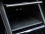 Volkswagen Tiguan 1.5 eTSI R-Line Business | Elektrisch wegklapbare trekhaak | Stoelmassage | Elektrisch bedienbare achterklep | Achteruitrijcamera | Parkeersensoren voor- en achter | Navi | Adaptive cruise control | Sportstoelen