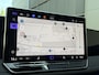 Volkswagen Tiguan 1.5 eTSI R-Line Business | Elektrisch wegklapbare trekhaak | Stoelmassage | Elektrisch bedienbare achterklep | Achteruitrijcamera | Parkeersensoren voor- en achter | Navi | Adaptive cruise control | Sportstoelen