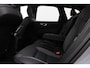 Volvo XC60 T8 Plug-in hybrid Ultra Black Edition | ACC | Luchtvering | Panoramadak | Harman/Kardon | 360° Camera | Head-Up | 21 Inch