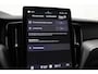 Volvo XC60 T8 Plug-in hybrid Ultra Black Edition | ACC | Luchtvering | Panoramadak | Trekhaak | 360° Camera | Harman/Kardon | Head-Up | 22 inch