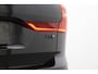 Volvo XC60 T8 Plug-in hybrid Ultra Black Edition | ACC | Luchtvering | Panoramadak | Trekhaak | 360° Camera | Harman/Kardon | Head-Up | 22 inch