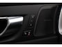Volvo XC60 T8 Plug-in hybrid Ultra Black Edition | ACC | Luchtvering | Panoramadak | Trekhaak | 360° Camera | Harman/Kardon | Head-Up | 22 inch