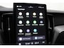 Volvo XC60 T8 Plug-in hybrid Ultra Black Edition | ACC | Luchtvering | Panoramadak | Trekhaak | 360° Camera | Harman/Kardon | Head-Up | 22 inch