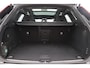 Volvo XC60 T8 Plug-in hybrid Ultra Black Edition | ACC | Luchtvering | Panoramadak | Trekhaak | 360° Camera | Harman/Kardon | Head-Up | 22 inch