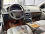 Volvo XC90 4.4 V8 Summum | Bi-Xenon | Goed Onderhouden | Trekhaak | Premium Sound | Memory | 18 inch
