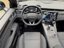 Lynk & Co 01 1.5 PHEV 261pk | Blackline | Zwarte hemel | Rolhoes | 360 camera | Panoramadak | Navigatie | Apple CarPlay | Adaptieve cruise | Stoelverwarming | Infinity sound | Keyless | LED | DAB | Volledig onderhouden