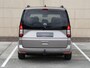 Volkswagen Caddy Combi Life 1.5 eHybrid EU6 85 kW (115 pk) 2755 mm 6 vers | Camera | Parkeersensoren voor en achter | Trekhaak | Navigatie via app connect |
