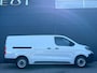 Citroën E-Jumpy GB EV 75 kWh 136pk L3 | Navigatie | Camera | 3-zits | Houten afwerking laadruimte met led verlichting