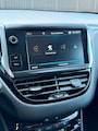 Peugeot 208 1.2 PureTech GT-Line 110pk AUT / Apple Carplay / Camera / Navi