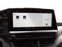 Volkswagen Transporter 2.0 TDI 110 pk L2H1 Life | Airco | Cruise control | Camera | LED | Navigatie via app connect | Bijrijders bank | PDC | DAB+ | Trekhaak | Treeplanken | Achterspoiler | Glaslook panelen | Betimmering laadruimte |