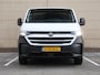 Volkswagen Transporter 2.0 TDI 110 pk L2H1 Life | Airco | Cruise control | Camera | LED | Navigatie via app connect | Bijrijders bank | PDC | DAB+ | Trekhaak | Treeplanken | Achterspoiler | Glaslook panelen | Betimmering laadruimte |