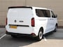 Volkswagen Transporter 2.0 TDI 110 pk L2H1 Life | Airco | Cruise control | Camera | LED | Navigatie via app connect | Bijrijders bank | PDC | DAB+ | Trekhaak | Treeplanken | Achterspoiler | Glaslook panelen | Betimmering laadruimte |