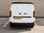 Volkswagen Transporter 2.0 TDI 110 pk L2H1 Life | Airco | Cruise control | Camera | LED | Navigatie via app connect | Bijrijders bank | PDC | DAB+ | Trekhaak | Treeplanken | Achterspoiler | Glaslook panelen | Betimmering laadruimte |