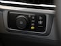 Volkswagen Transporter 2.0 TDI 110 pk L2H1 Life | Airco | Cruise control | Camera | LED | Navigatie via app connect | Bijrijders bank | PDC | DAB+ | Trekhaak | Treeplanken | Achterspoiler | Glaslook panelen | Betimmering laadruimte |