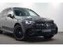 Mercedes-Benz GLC 300e 4MATIC AMG Premium+ ✅ LUCHTVERING ✅ ACHTERAS BESTURING ✅ TREKHAAK ✅ PANO ✅ HEAD-UP