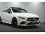 Mercedes-Benz A-klasse 250 e AMG ✅ Head-Up ✅ Pano ✅ 19" ✅ Camera ✅ Navi ✅ Carplay ✅ BTW