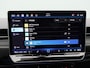 Volkswagen ID.7 Pro Business 77 kWh 286 Pk | Stoel/Stuurverwarming | 360 Camera | Trekhaak | Adaptive Cruise | IQ Light | 19 Inch | 11.816 Km !!