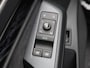 Volkswagen ID.7 Pro Business 77 kWh 286 Pk | Stoel/Stuurverwarming | 360 Camera | Trekhaak | Adaptive Cruise | IQ Light | 19 Inch | 11.816 Km !!