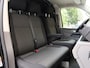 Volkswagen Transporter 2.0 TDI 150 pk DSG L2H1 Highline | Navigatie | Airco | Cruise control | Camera | LED | App connect | Digitale cockpit | DAB + | Lederen Multi stuur | PDC | 17" LM velgen |Betimmering | laadruimte |