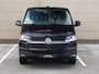 Volkswagen Transporter 2.0 TDI 150 pk DSG L2H1 Highline | Navigatie | Airco | Cruise control | Camera | LED | App connect | Digitale cockpit | DAB + | Lederen Multi stuur | PDC | 17" LM velgen |Betimmering | laadruimte |